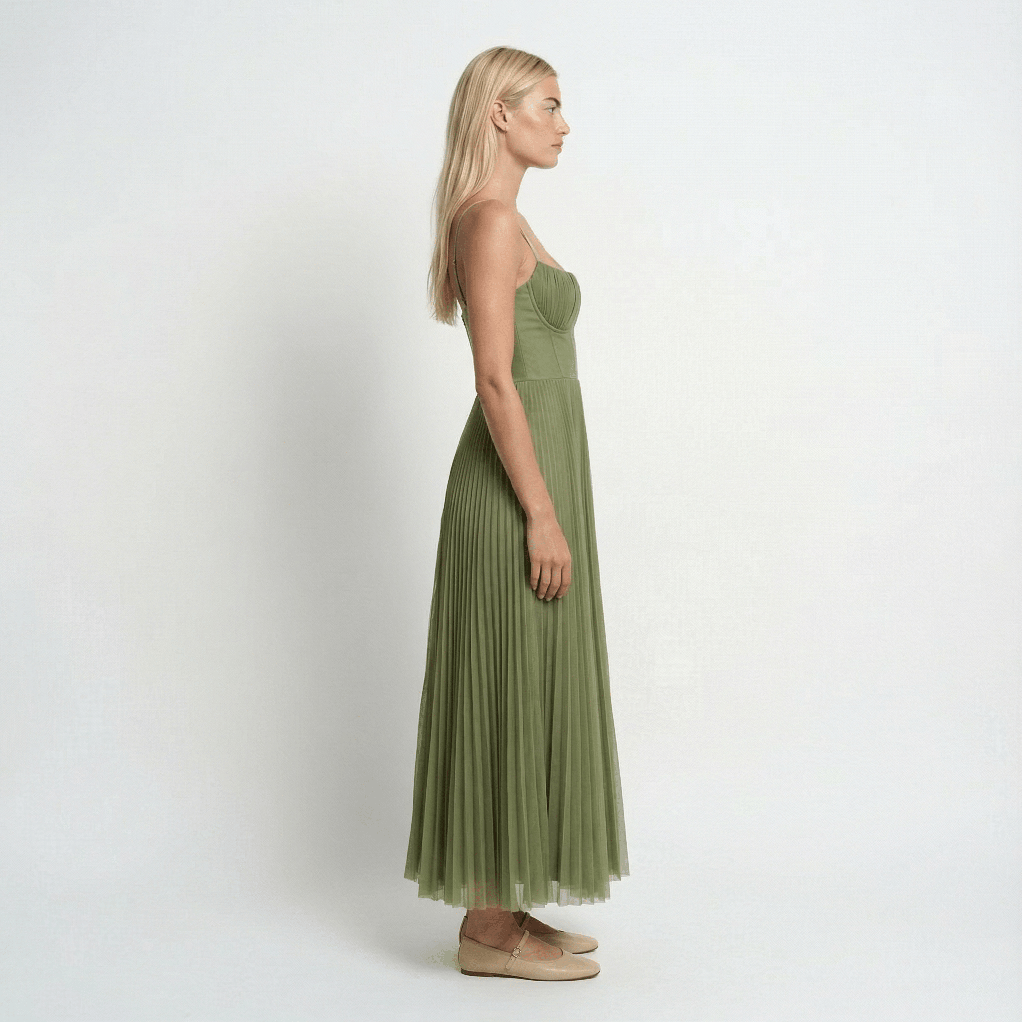 Pleated Fit And Flare Midi Dress3